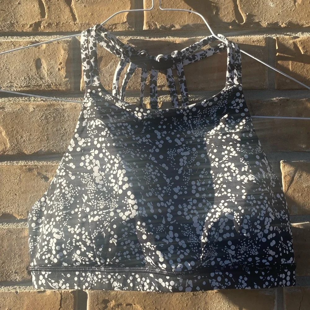 Lululemon Slide With Me Bra in Chirasu Black / Chirakasu Alpine White ~ 6 - Picture 7 of 11